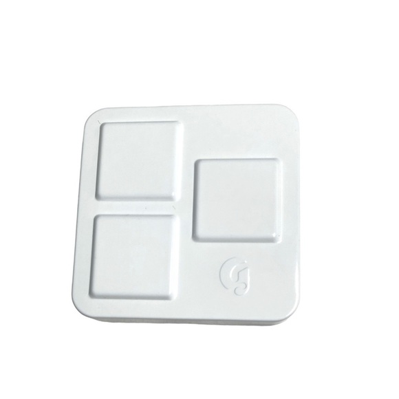 🆕Glossier - Monochromes essential eyeshadow trio in Clay - Picture 6 of 8